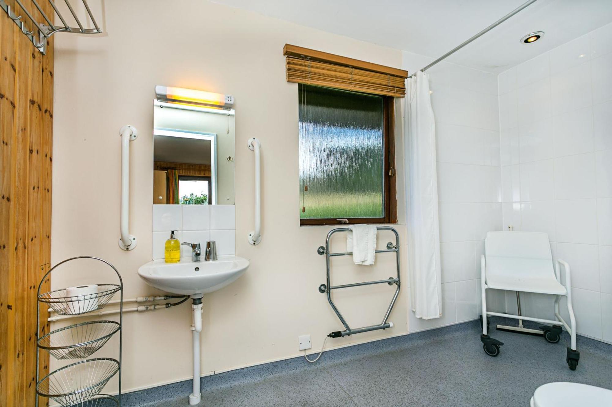 Laburnum Lodge Sleeps 6 Wheelchair Access Minehead Eksteriør bilde
