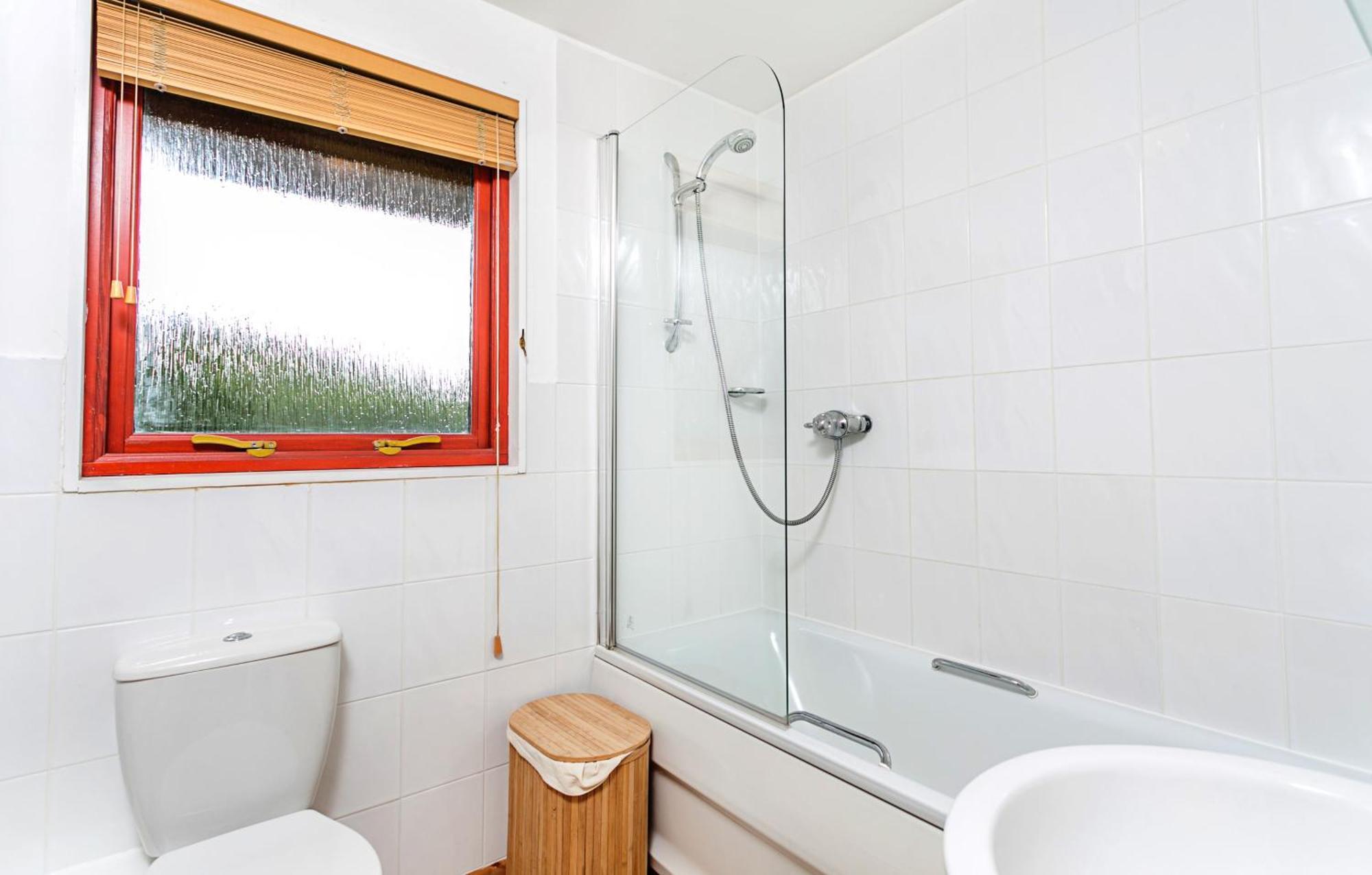 Laburnum Lodge Sleeps 6 Wheelchair Access Minehead Eksteriør bilde
