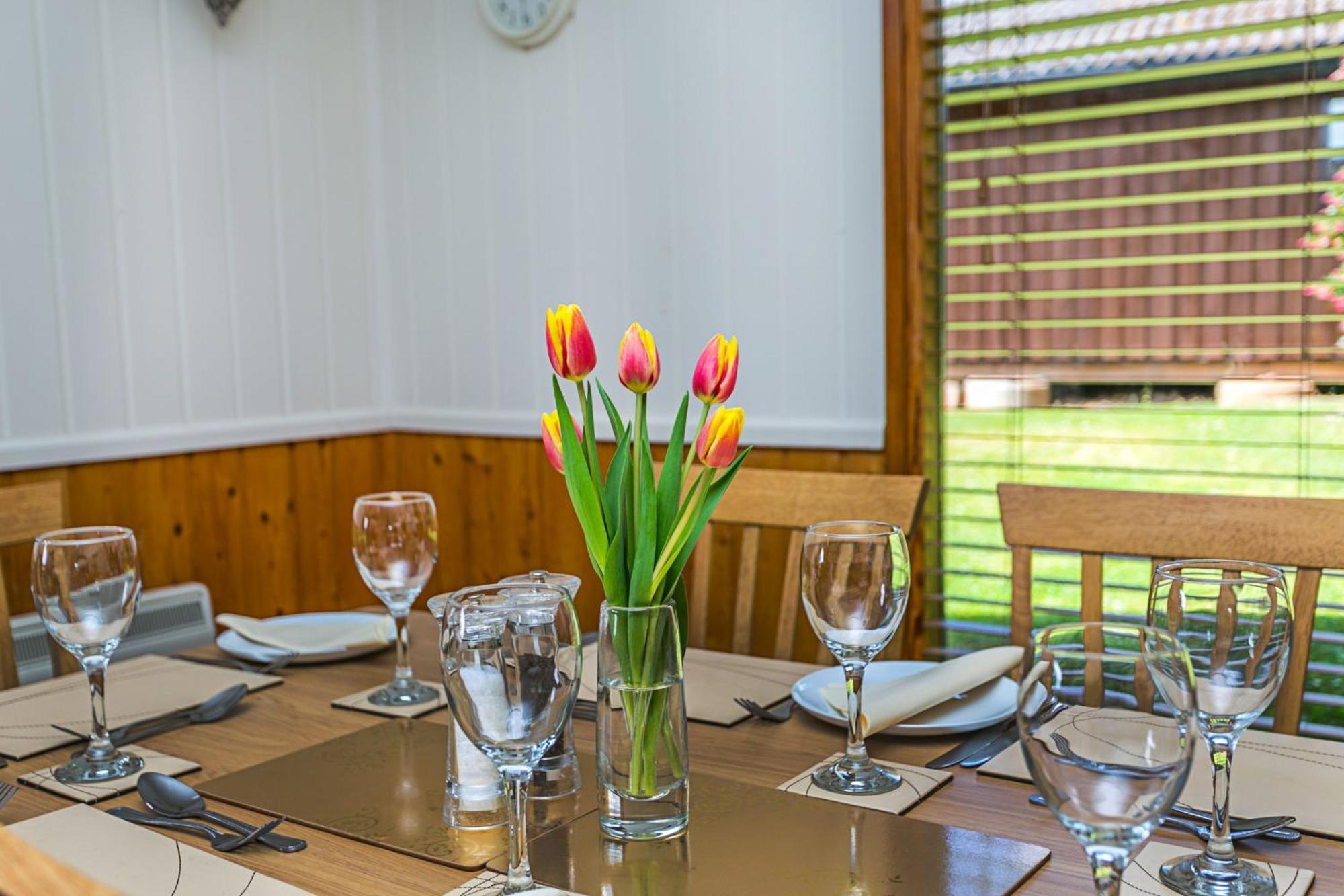 Laburnum Lodge Sleeps 6 Wheelchair Access Minehead Eksteriør bilde